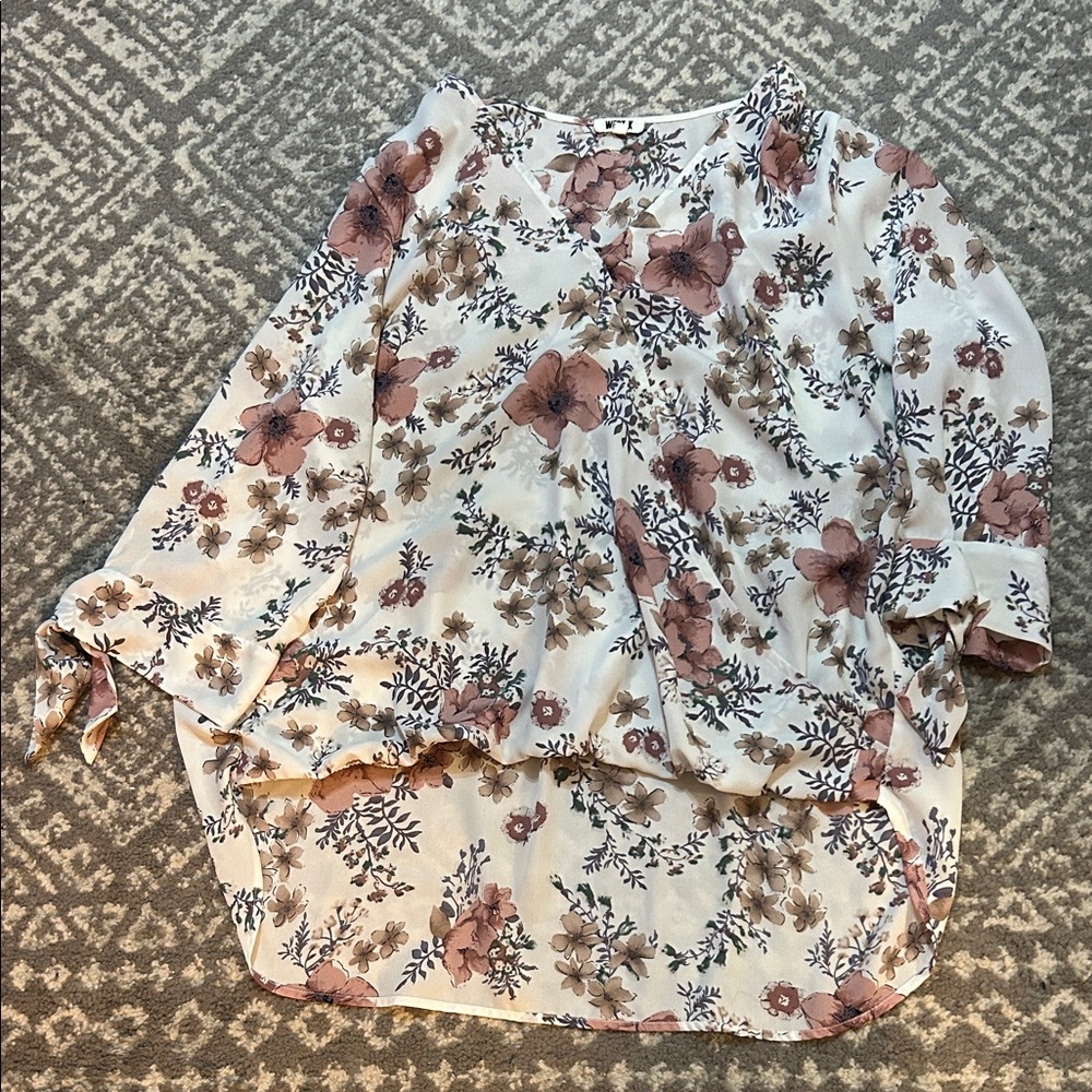 Chic Floral Women's Blouse - Pink and Cream